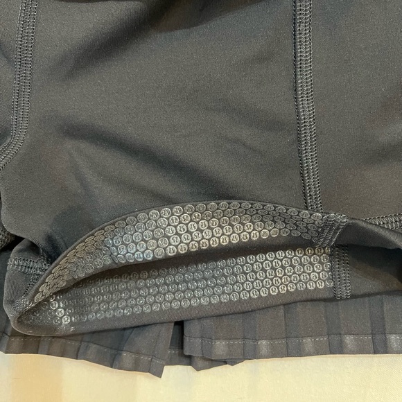 lululemon athletica Varsity High-Rise Pleated Tennis Skirt - Picture 7 of 9